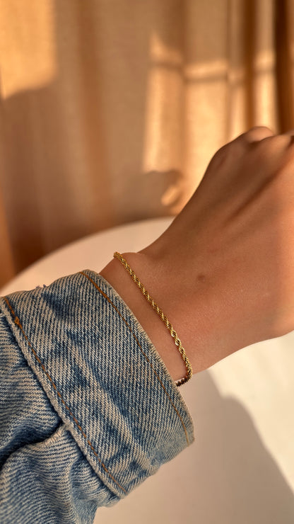 Thin Rope Bracelet Gold