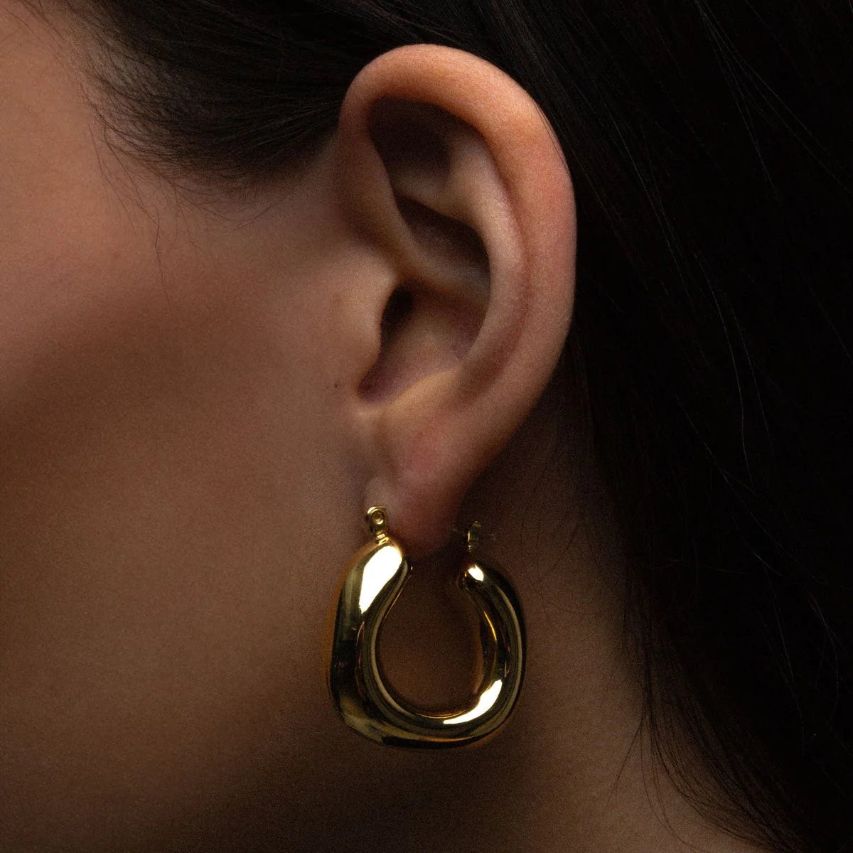 Kaia Hoop Earrings