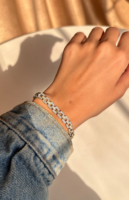 Lira Glow Bracelet