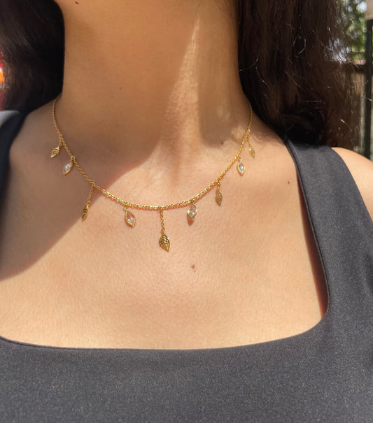 Leaf Diamond Necklace