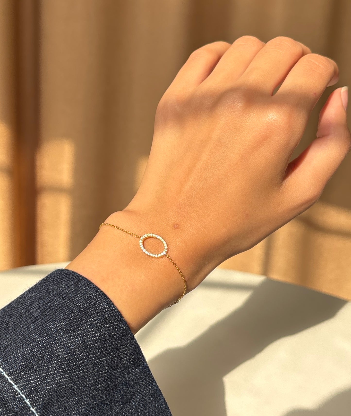 Nuv Gold Bracelet
