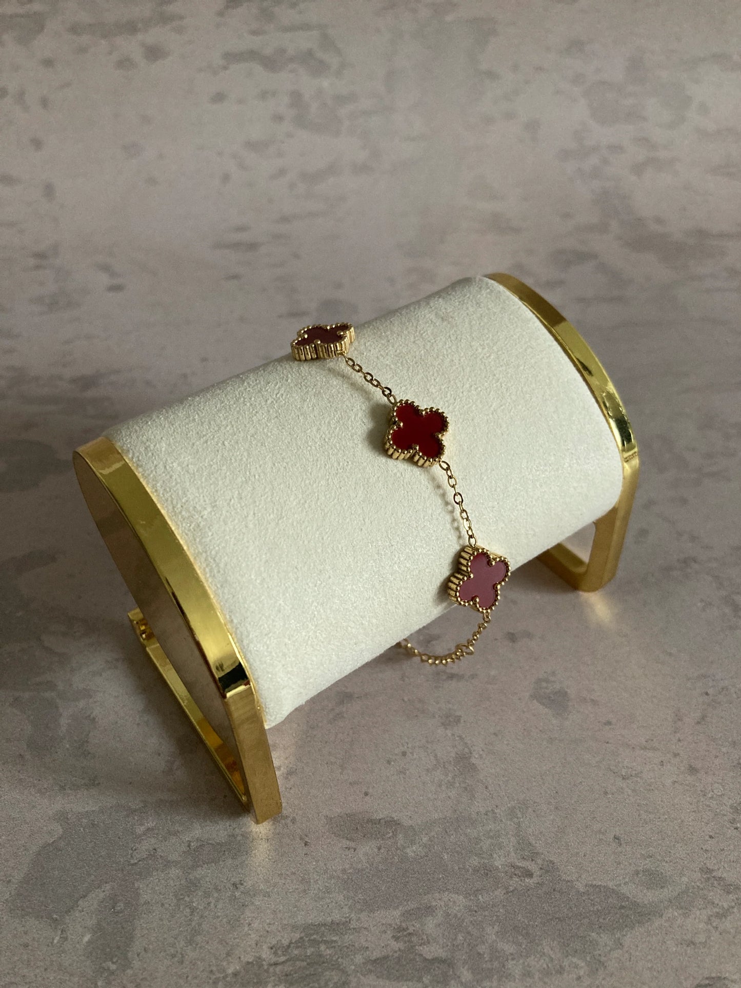 Red Magic Alhambra Bracelet