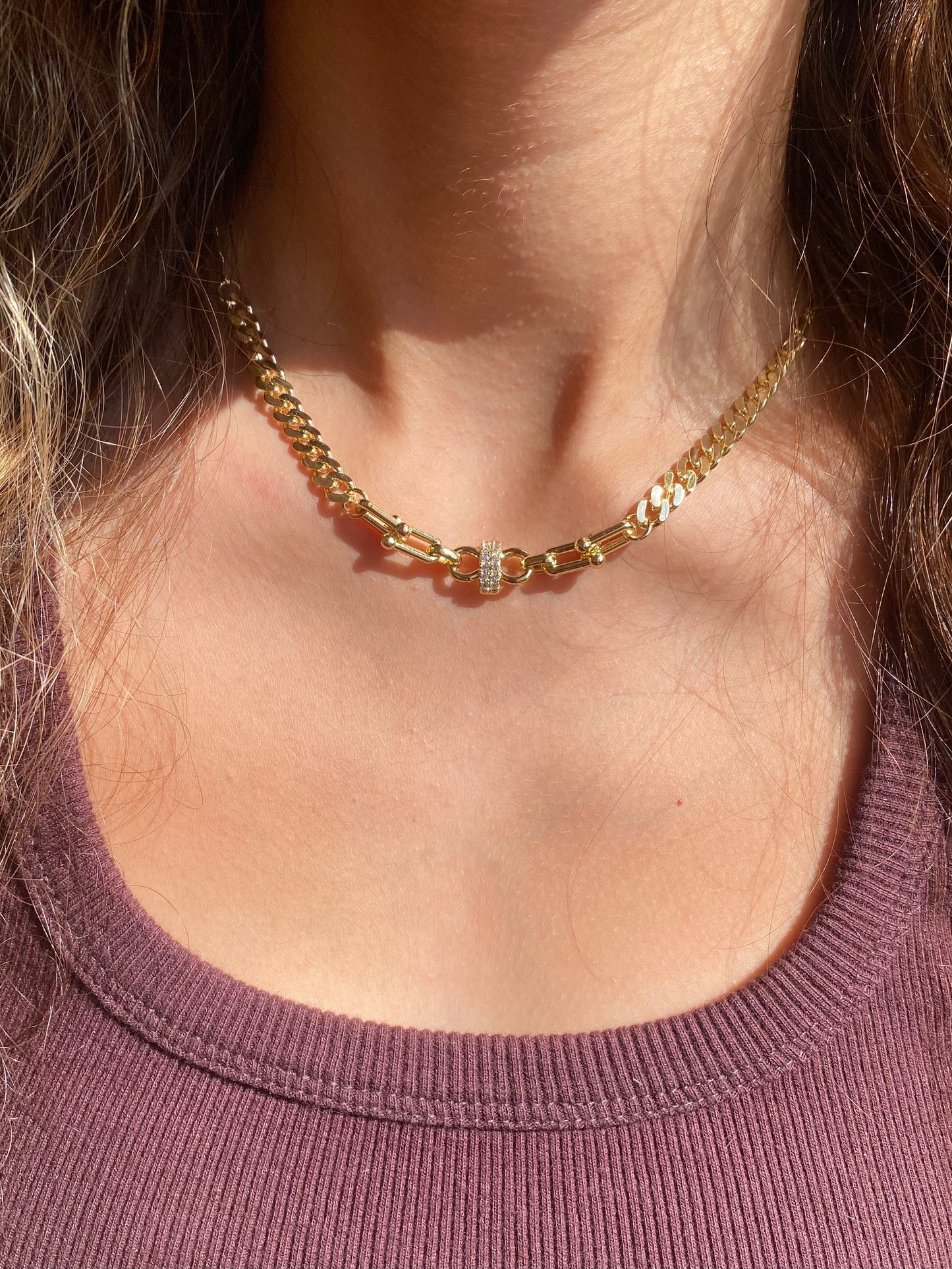 Neria gold Necklace