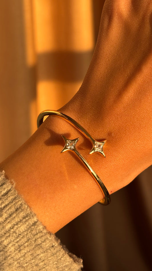 Double star bangle