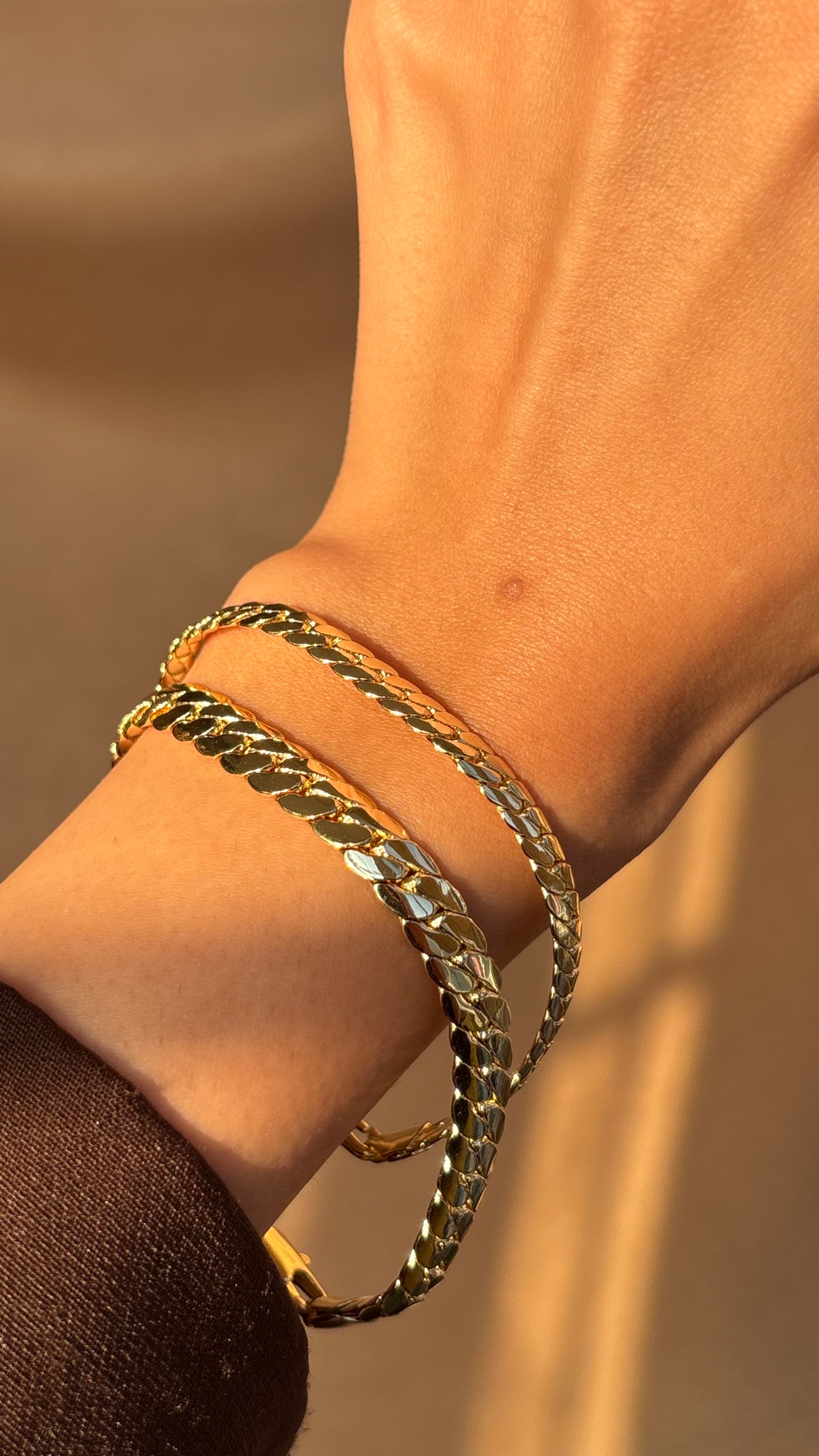 Heaven gold bangle