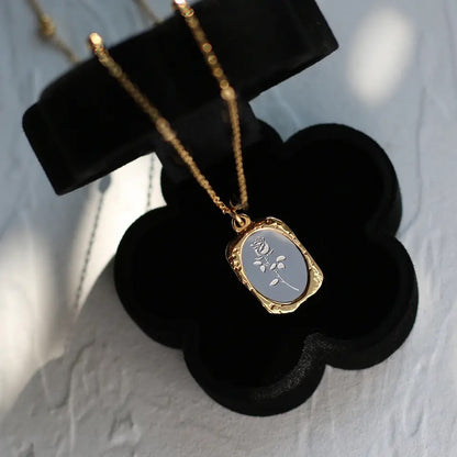 Magic Mirror Flower Necklace