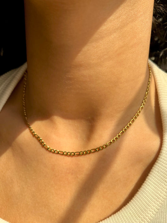 Thin Figaro Chain Necklace Gold