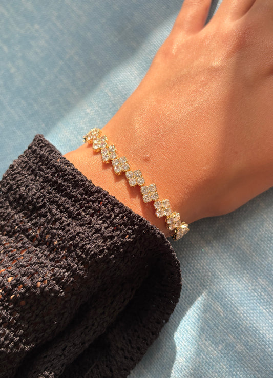 Elaris Bracelet