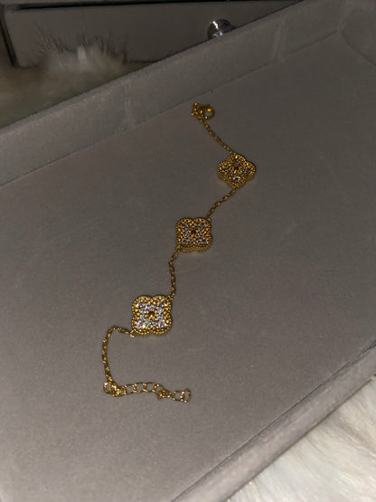 Diamond Magic Gold Alhambra Bracelet