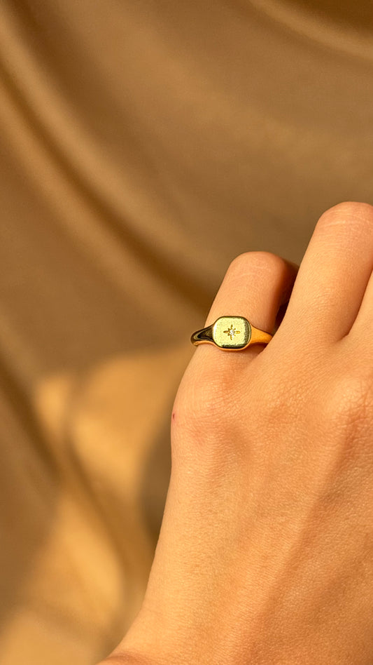 Star Pinky Ring