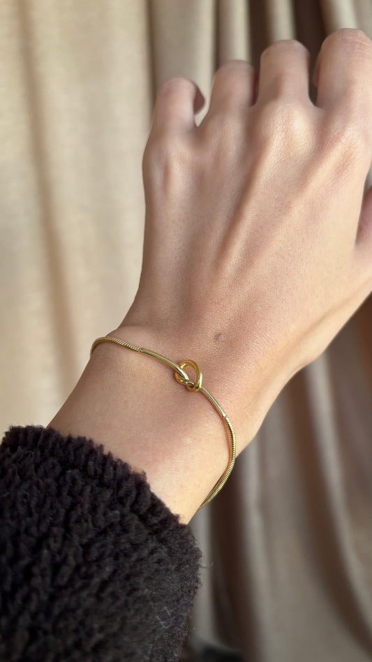 Knot Bracelet