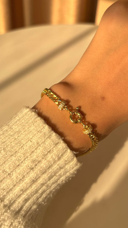 Glimsy Diamond Bracelet