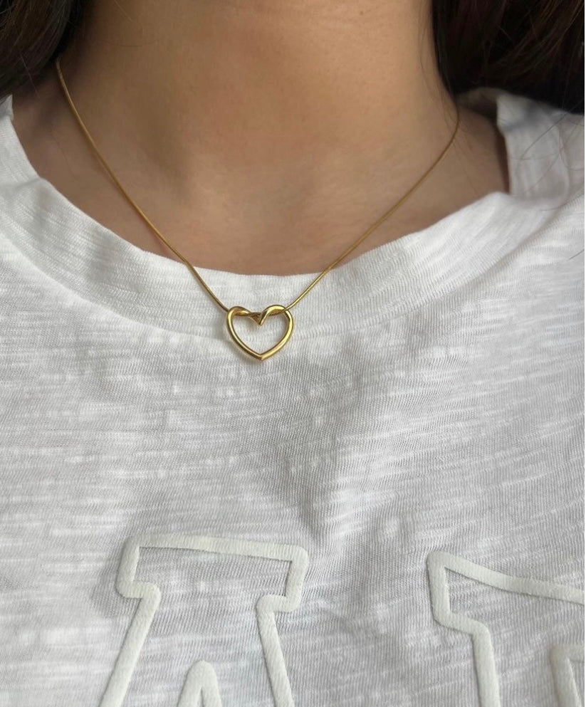 Heart Loop Necklace