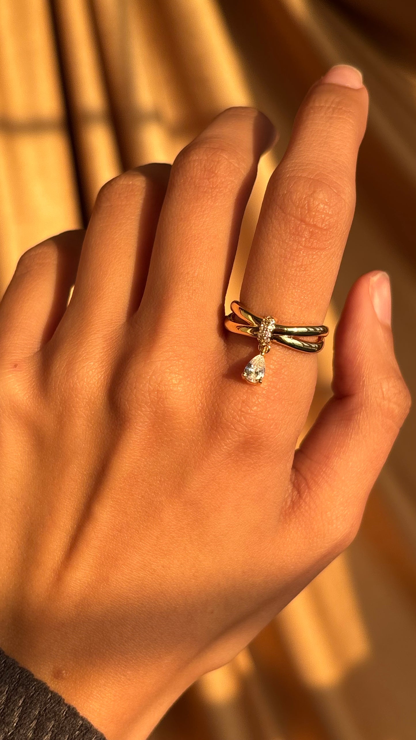 Diva Tear Drop Ring