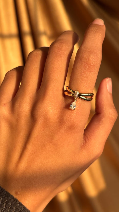 Diva Tear Drop Ring