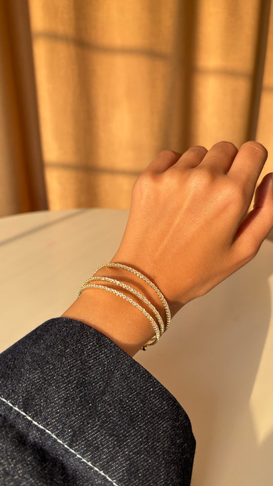 Elira Loop Bangle