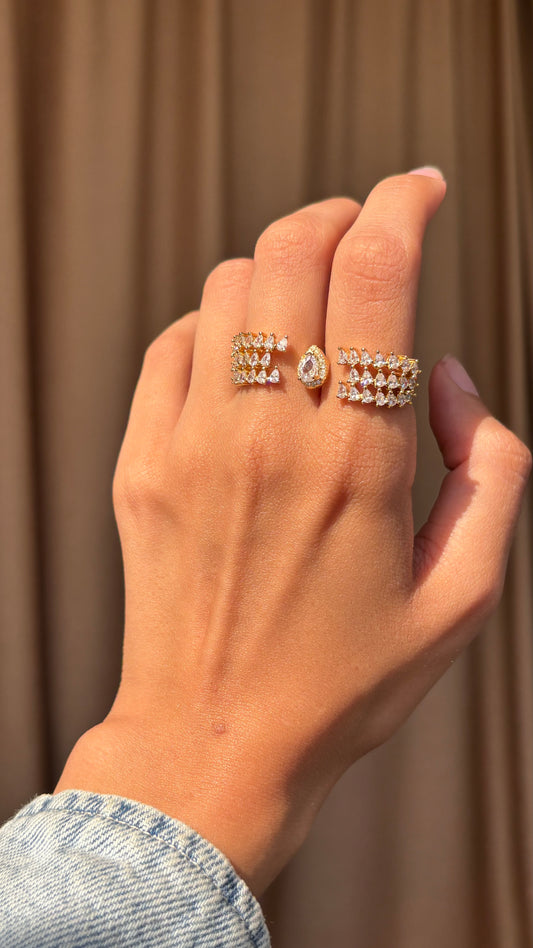 Elia Ring
