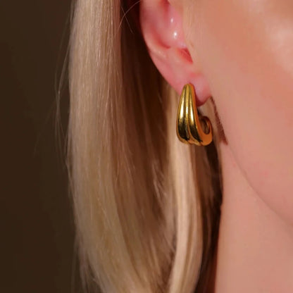 Rita Gold Earrings