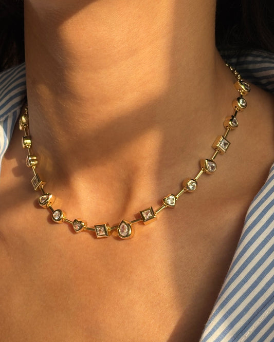 Aphrodite White Gems Necklace