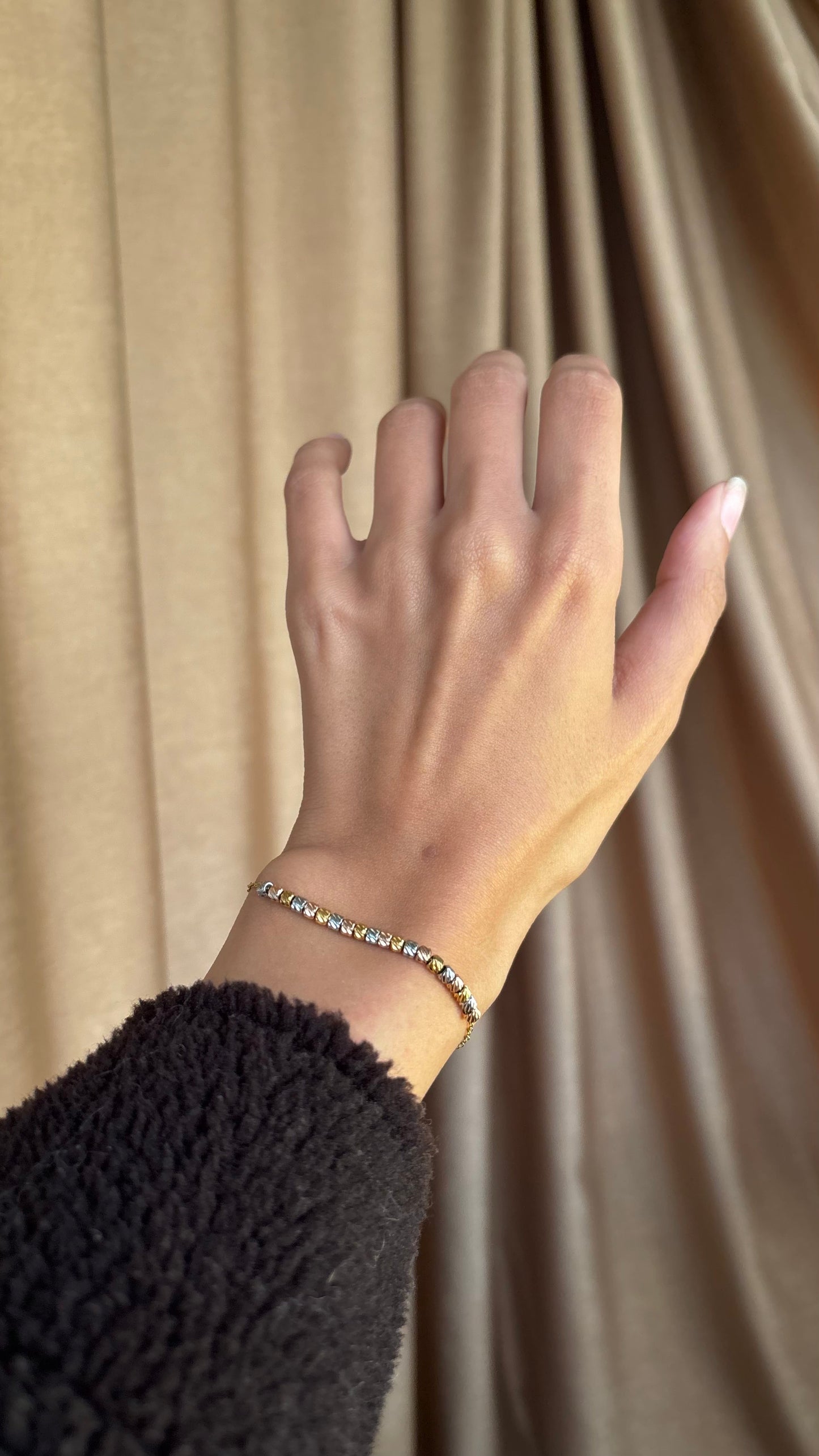 Golden Essential Bracelet