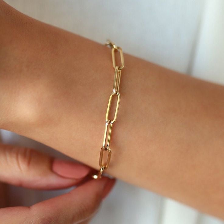 Thick Paperclip Gold Bracelet