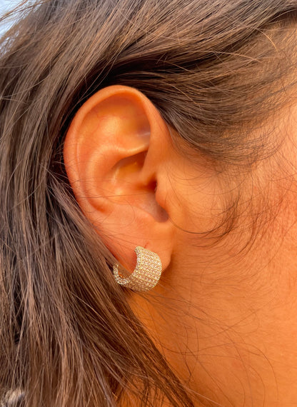 أقراط ألماس دائرية