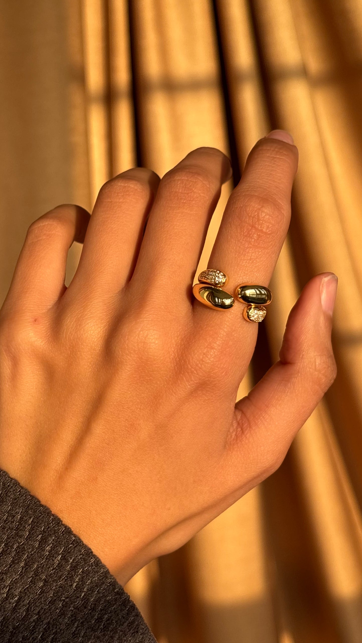 Ivra Gold Ring