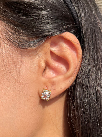 The royale gold stud