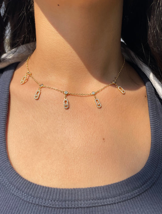 Move Choker gold Necklace