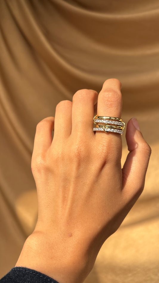 Dione Ring