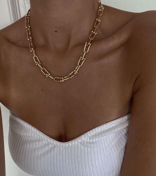 U Shape Chain Necklace