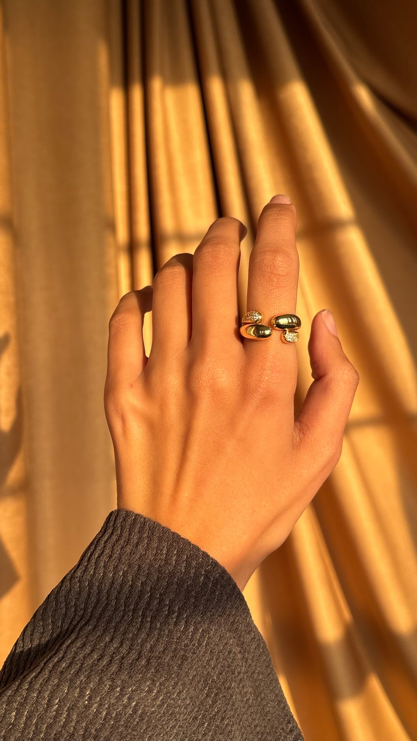 Ivra Gold Ring