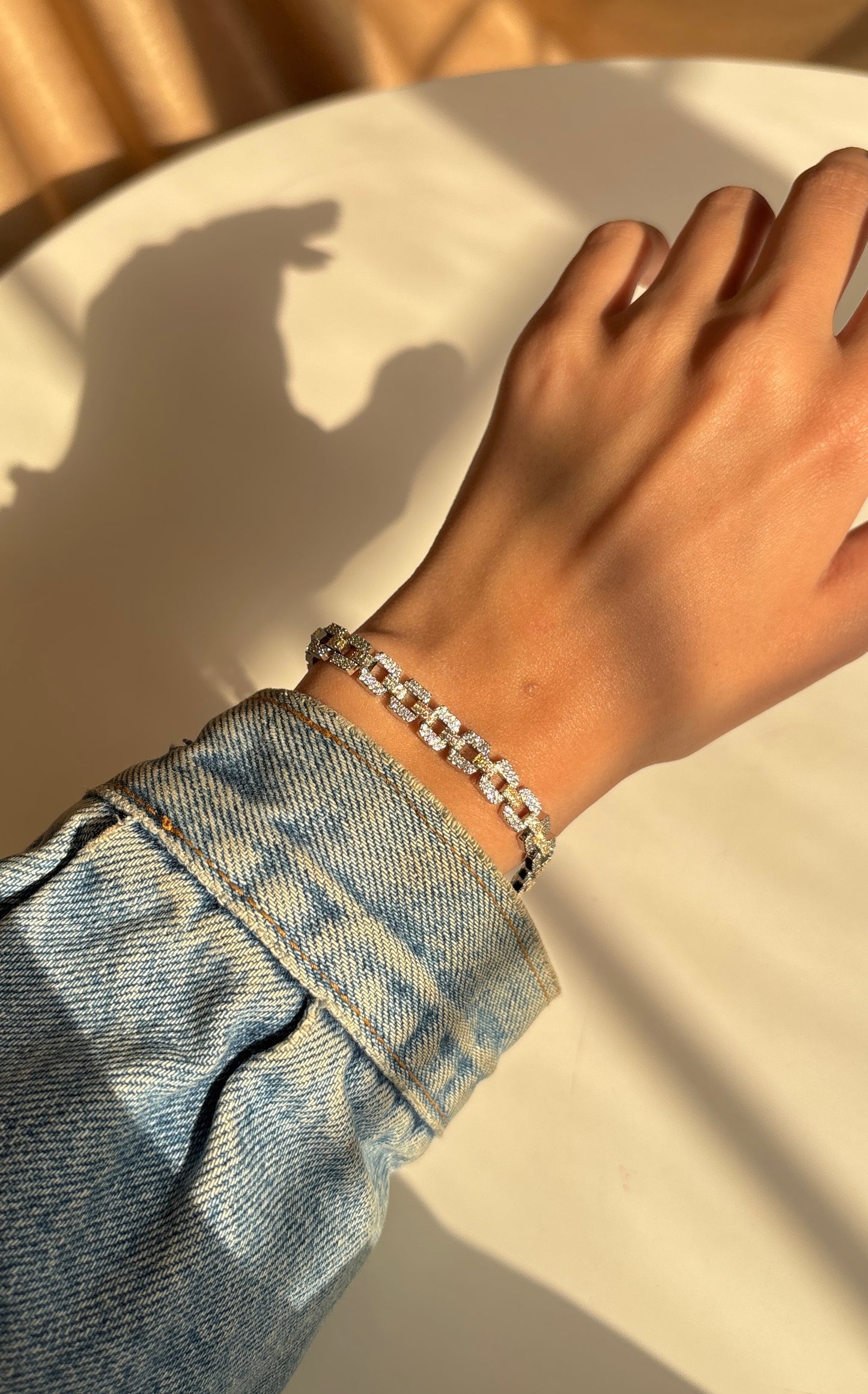 Lira Glow Bracelet
