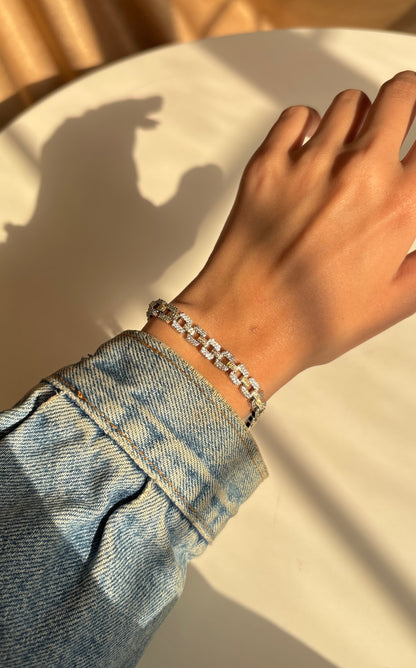 Lira Glow Bracelet