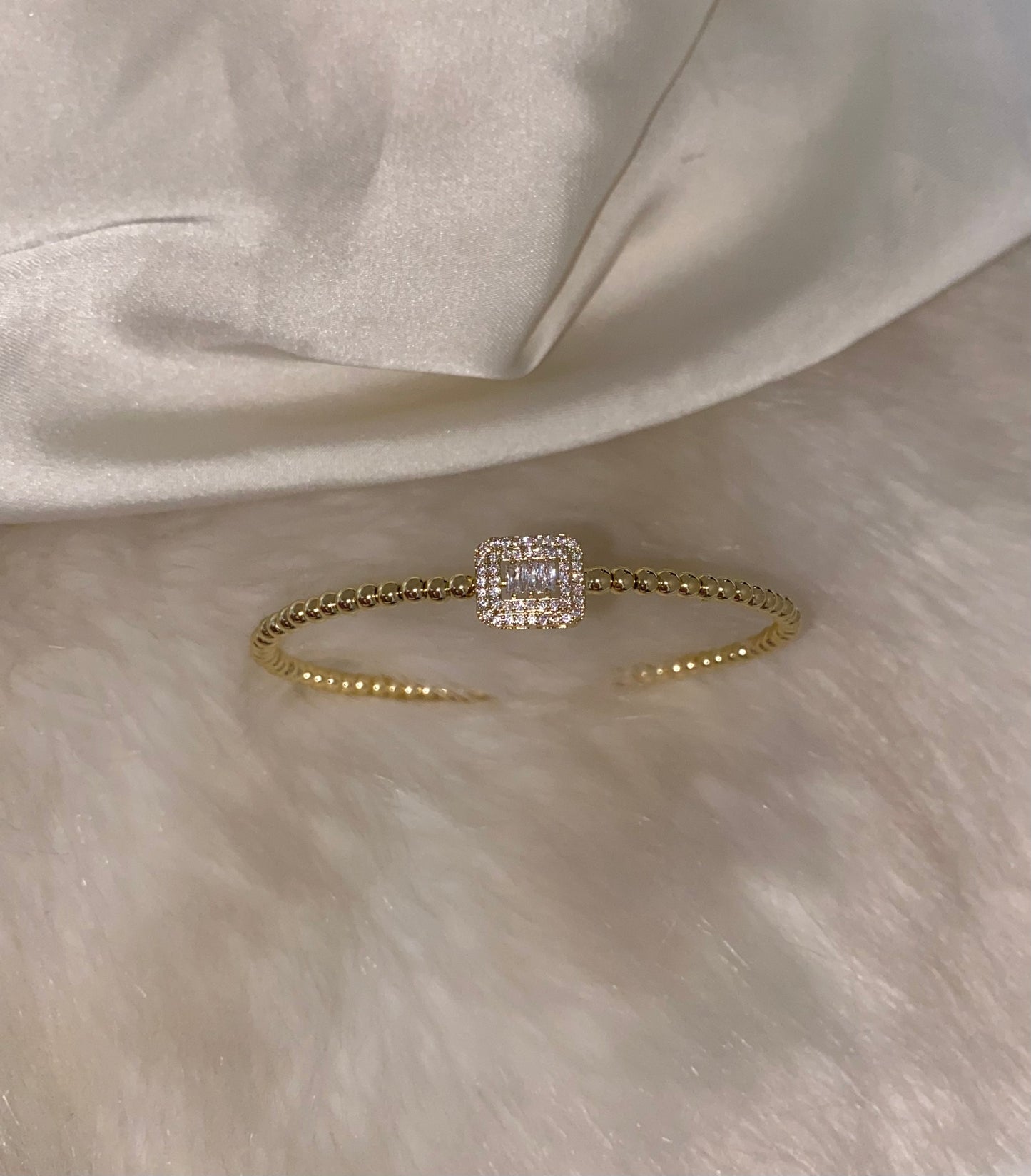 Single Baguette Bangle