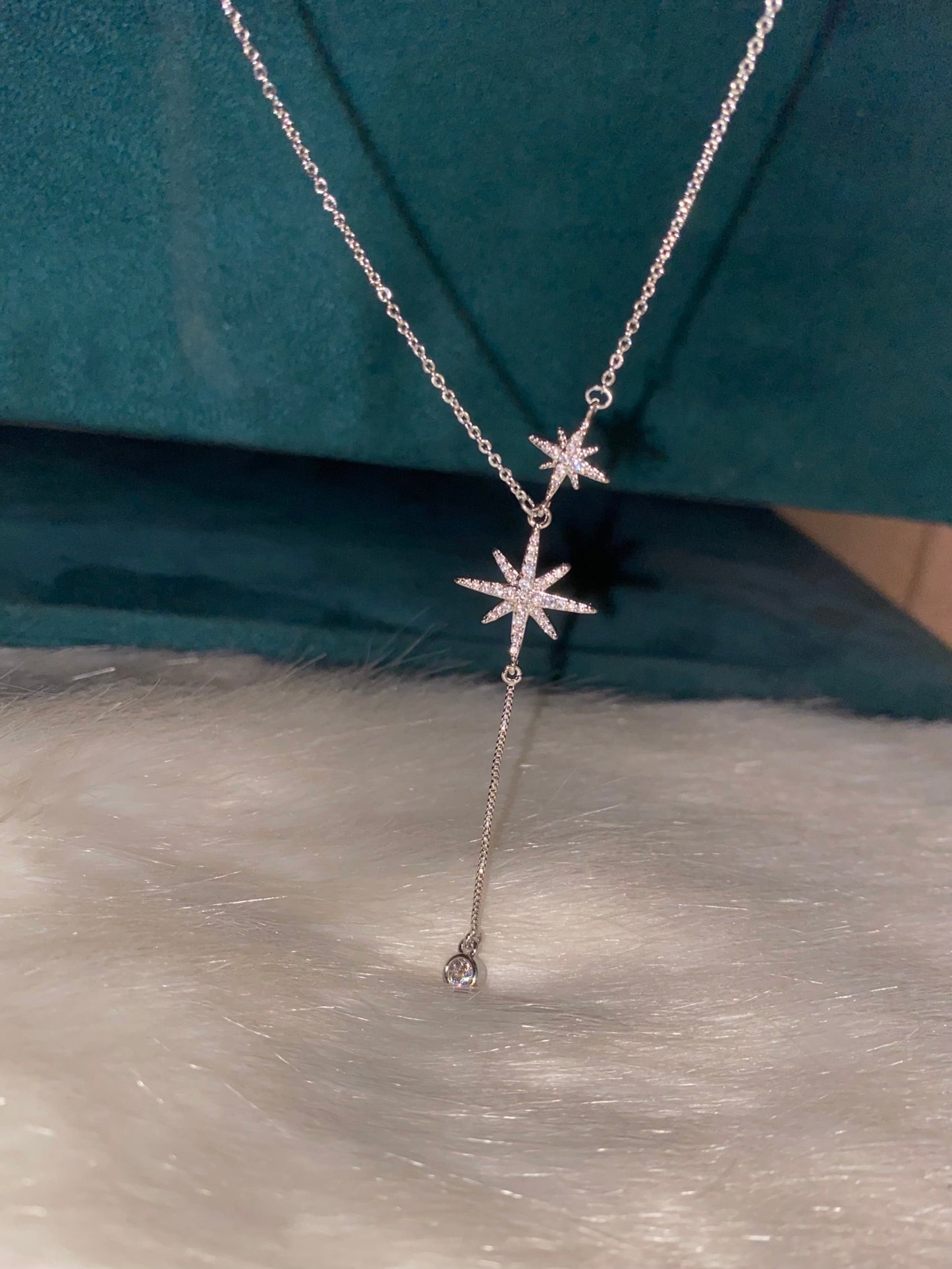 Crystal star silver necklace