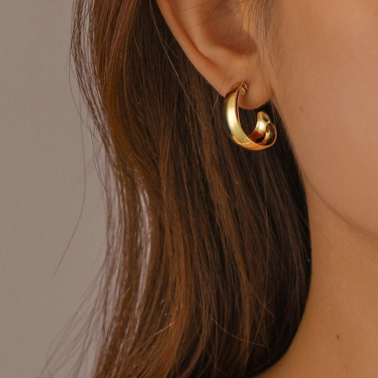 Curved Chunky Earrings