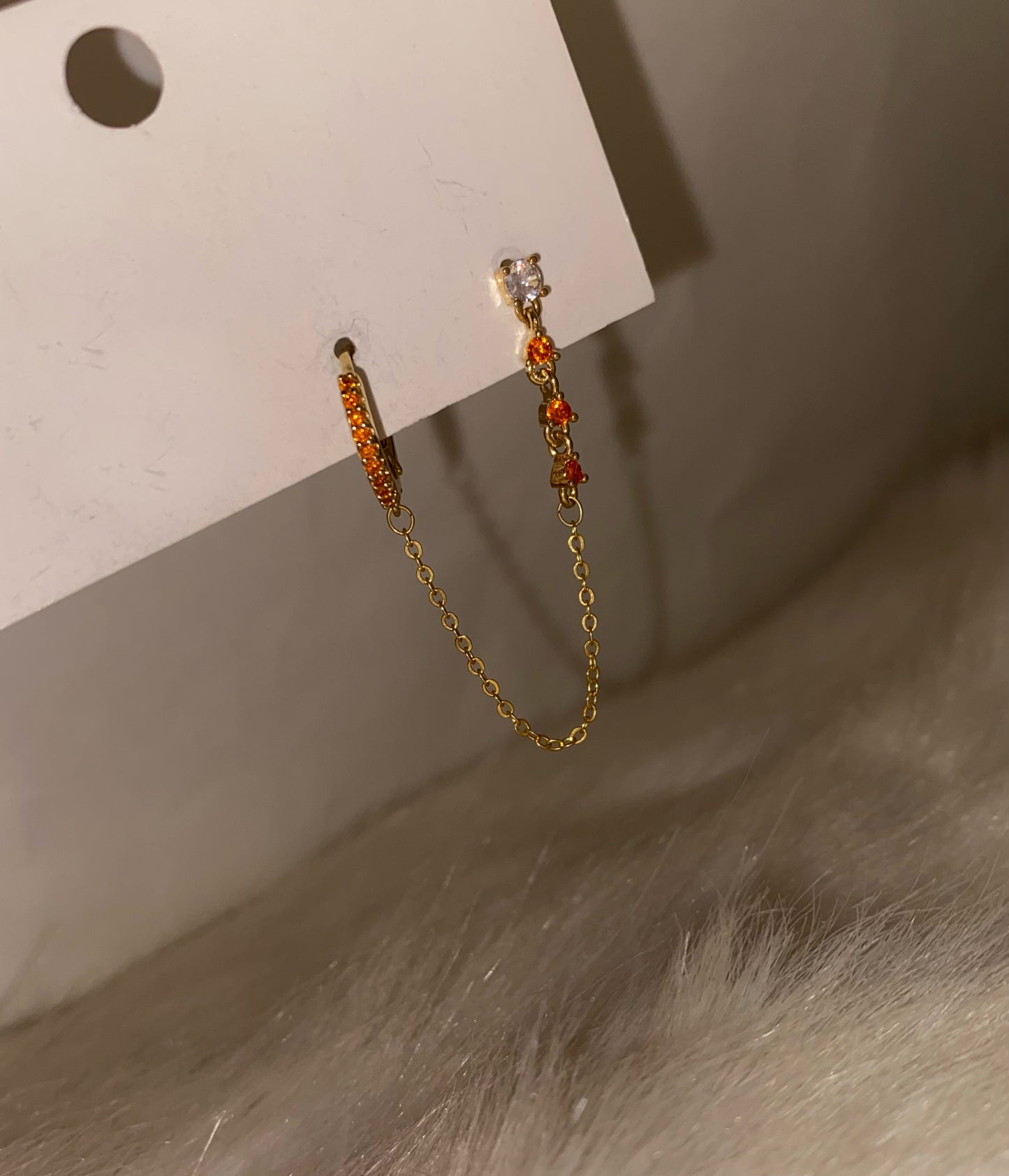 Chain orange earring