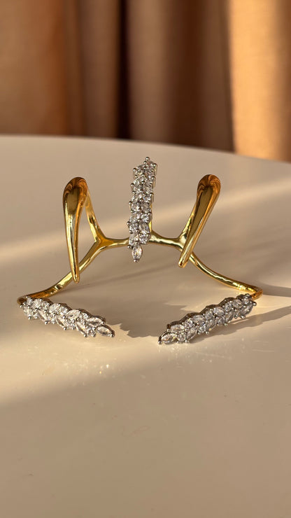 Ivy palm Cuff