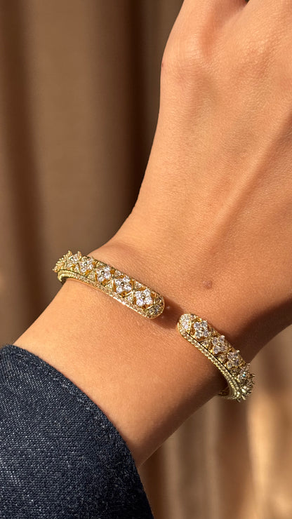 Siena Gold Bangle
