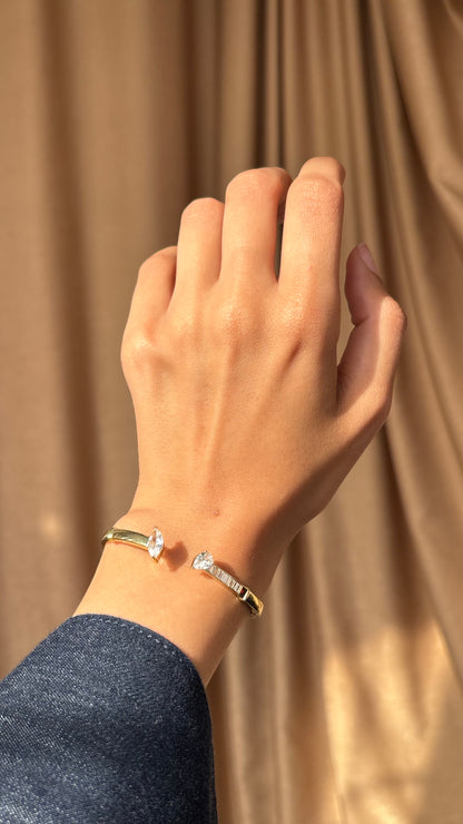 Lyra Gold Bangle