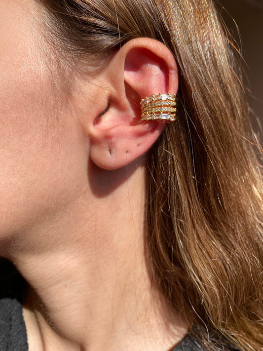 Satin fake piercing