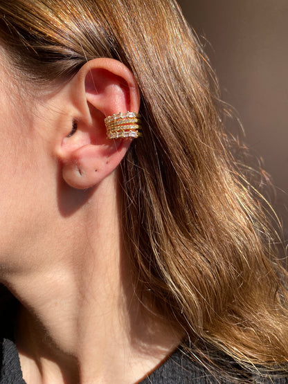 Satin fake piercing