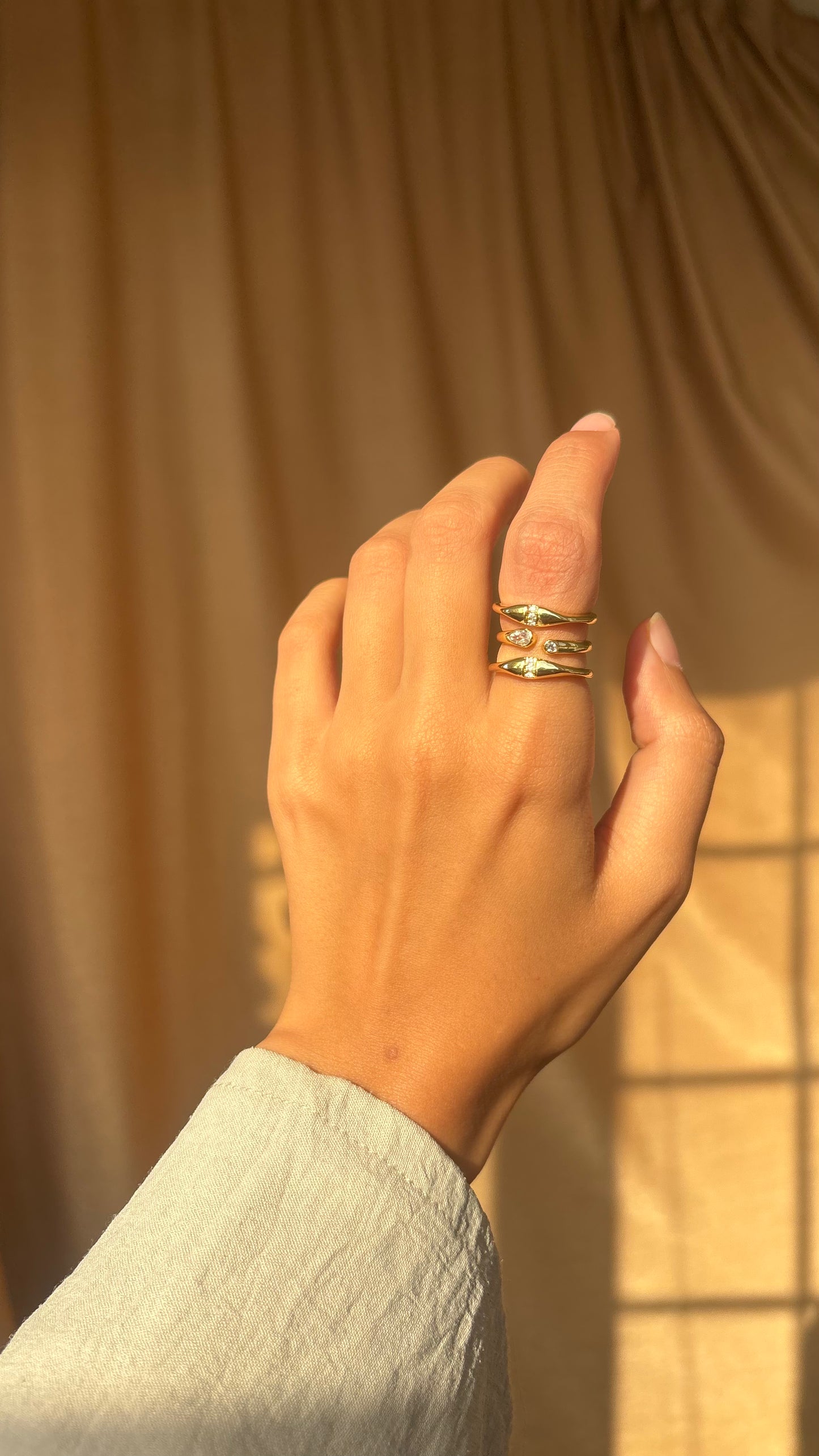 Lily Trio Ring